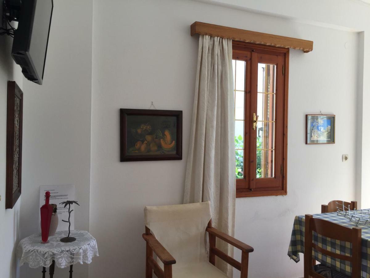 Livanina Apartments Kampos Marathokampou Bagian luar foto